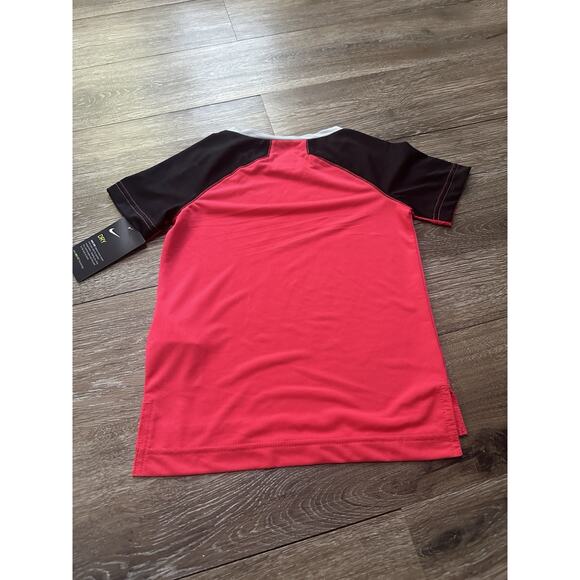 Nike Boys XS (4) Red Dri-FIT Shirt NWT - Picture 4 of 4